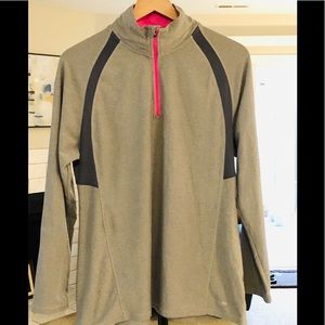 Champion Pullover, Like New